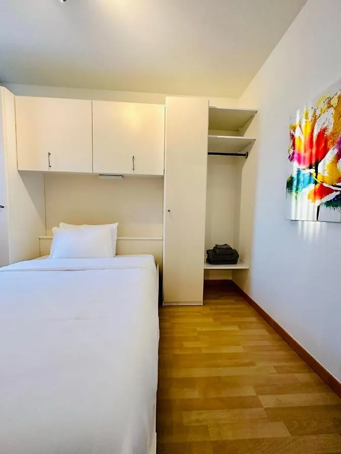 Urbanstay Suites Apartment In Charming Sablon Brussels