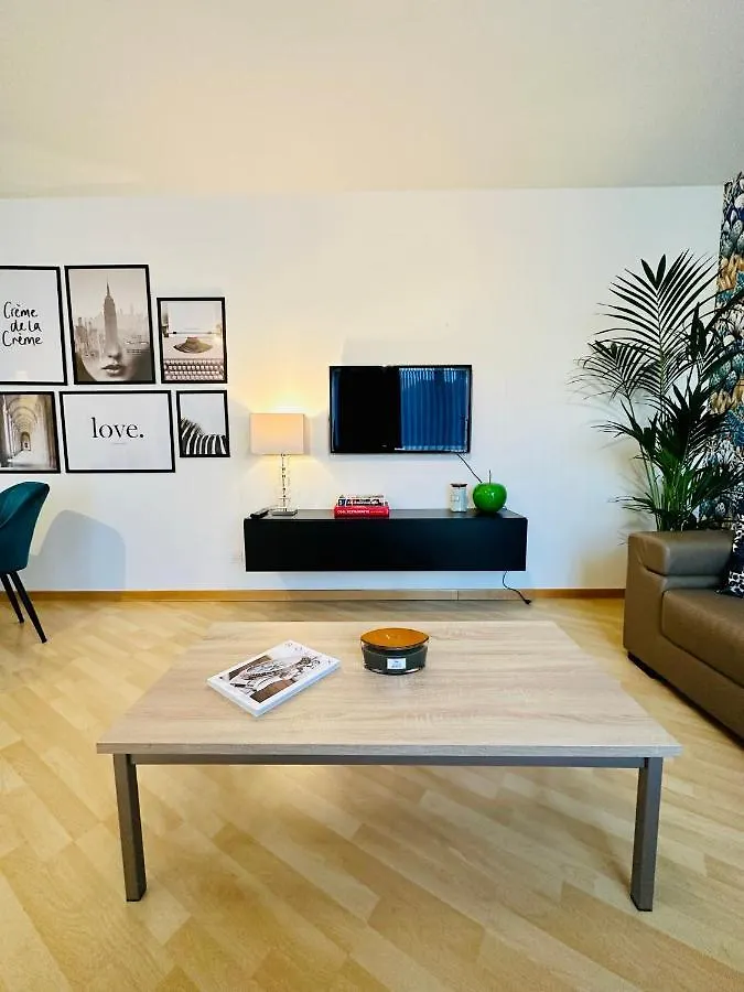 Urbanstay Suites Apartment In Charming Sablon Brussels