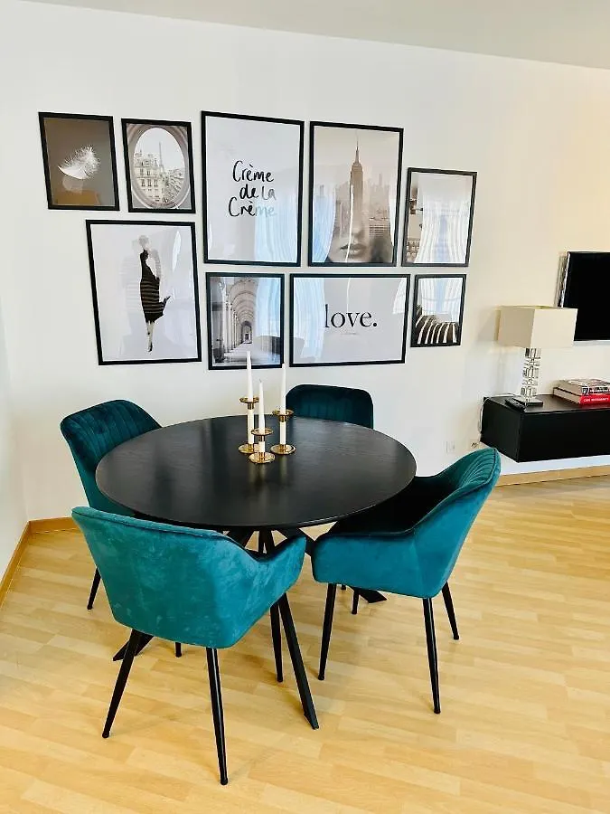 Urbanstay Suites Apartment In Charming Sablon Brussels